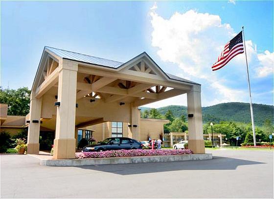 Holiday Inn Resort Lake George By Ihg Buitenkant foto